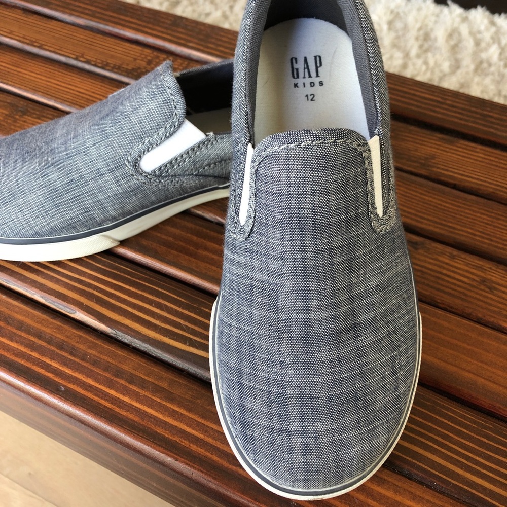 GAP canvas casual shoes